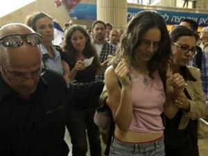 وصول ناشطين مؤيدين للفلسطينيين لمطار بن غوريون 