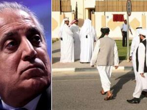 المبعوث الأمريكي الخاص زالماي خليلزاد، وأعضاء وفد مفاوض عن حركة "طالبان" في قطر
