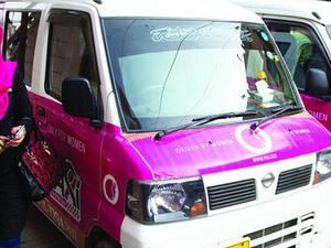 A driver with the women-only Pakistan taxi company, March 2017. (AFP)