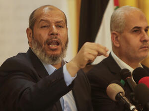 Senior political leader of the Palestinian Islamist movement Hamas, Khalil al-Hayya, holds a press conference on April 18, 2017, in Gaza City. (AFP/Mahmud Hams) 