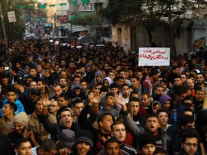 Palestinians protest against the ongoing electricity crisis in Jabalia refugee camp in the northern Gaza Strip on January 12, 2017. (AFP/Mohammed Abed)