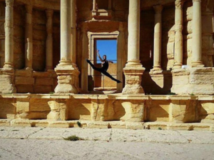 Even after receiving death threats from the Islamic State group, Joudeh persevered, tattooing on his neck the provocative words "Dance or Die". (twitter) 