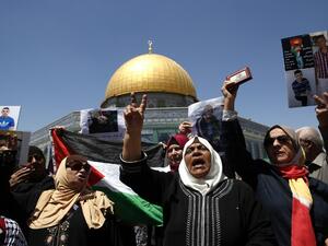 Palestinians protest in support of prisoners on hunger strike in Jerusalem. (AFP/File)