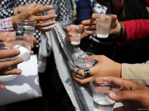 Thousands have joined the online campaign to drink a glass of salted water in a show of support with prisoners on hunger strike in Israeli jails. (Twitter)
