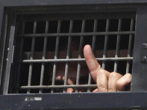 أسير فلسطيني في أحد المعتقلات الاسرائيلية