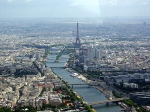 هجوم في وسط باريس 