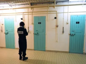 The women's cases are mostly related to issues of betrayal, prostitution and love affairs, notes Kurdistan Zirar, a sociologist and researcher at the Erbil correction center for women and children