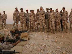 القوات البحرية الأميرية تنفذ تمرين “موج البحر 13″