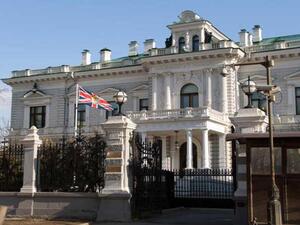 تفاقم حدة الخلاف بين موسكو والغرب بسبب تسميم جاسوس روسي سابق وابنته في بريطانيا 