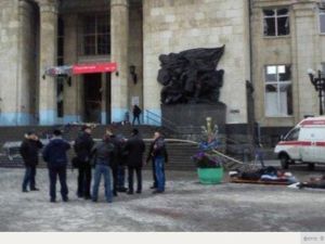 التفجير وقع في مدخل المحطة قرب جهاز الكشف عن المعادن