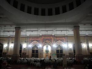 الصلاة داخل المساجد فقط في روسيا