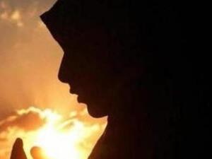صلاة المرأة في بيتها أفضل