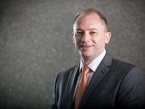 ريكي ثيريون , أشرف ريكي ثيريون على شؤون خزانة مجموعة الاتحاد للطيران منذ يوليو 2007.