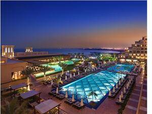 Rixos Bab Al Bahr, Pool View Night