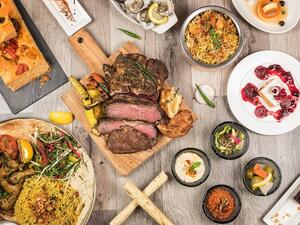 Courtyard by Marriott World Trade Center is turned into a dynamic dining scene for an opulent weekend lunch with Friday Roast. Offered from 12:30 pm to 3:30 pm.