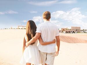 You and your loved ones can enjoy a glamorous evening under the stars that offers dedicated service, scrumptious food, an intimate setup and a romantic ambiance.