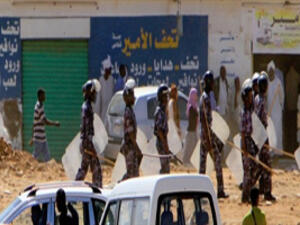 حملات لنزع سلاح مهربين بدأت قرب دارفور والنيل الأزرق في أكتوبر تشرين الأول.