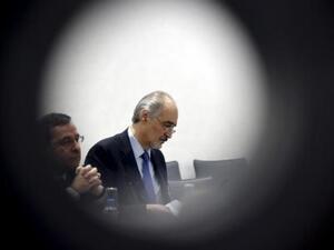 بشار الجعفري رئيس وفد الحكومة السورية في محادثات السلام الجارية في جنيف