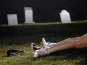 Couple caught in "obscene act" in Saudi cemetery surprised by religious police. [100frescura]