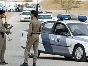 عنصران من قوات الامن السعودية