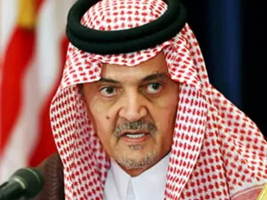وزير الخارجية السعودي سعود الفيصل يبحث مع نظيره الفرنسي دعم الديمقراطيات