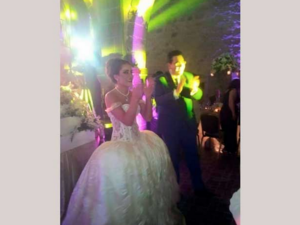 Dima dances the night away with her new hubby Humam. (Screenshot)