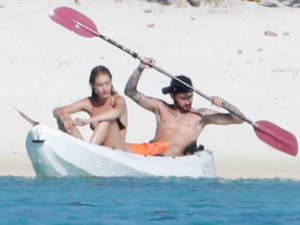 Gigi and Zayn are enjoying a romantic break in Tahiti and have been spotted kayaking and taking a stroll on the beach. (Pop Sugar)