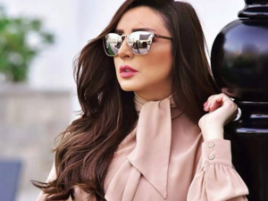 What's Angham's problem with Hesham? (Facebook)