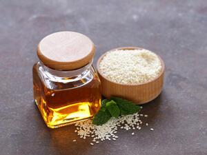 زيت السمسم يفيد في صحة القلب والأوعية الدموية

