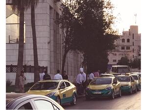 كانت فرق التموين في كل فندق قد أعدّت علباً ضمّت مجموعة متنوعة من الأطعمة والمشروبات،