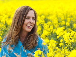 لتحظي بفترة مميزة في حياتكِ لا تسمحي لأحد بتحطيم معنوياتكِ