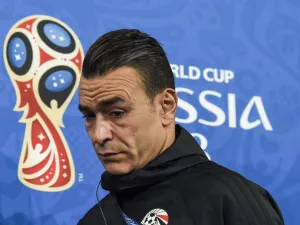 عصام الحضري