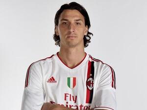 إبراهيموفيتش بقميص ميلان