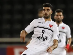 Iranian striker Mehdi Taremi