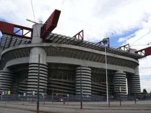 ملعب سان سيرو