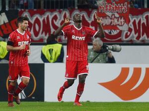 غويراسي يحتفل بهدفه