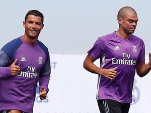 صورة أرشيفية لبيبي ورونالدو