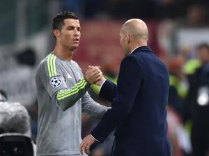 صورة أرشيفية لزيدان ورونالدو