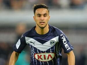 Adam Ounas has completed a switch from Bordeaux to Napoli, where he could get the chance to play Champions League football.
