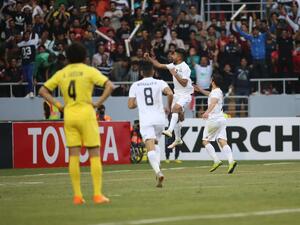 الزوراء يسحق الوصل