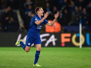 آلبرايتون يحتفل بهدفه