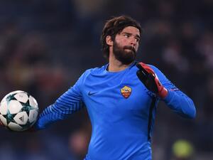 آليسون بيكر