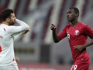 المعز علي يحتفل بهدفه