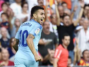 كوريا يحتفل بهدفه