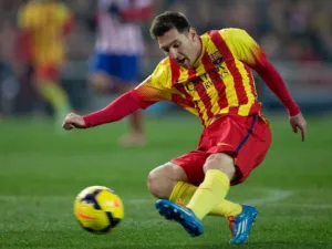 'He's an alien' - Arda Turan hails returning Messi