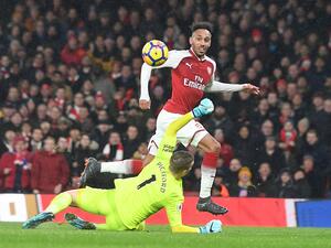 أوباميانغ يسجل هدفه الأول في قميص آرسنال