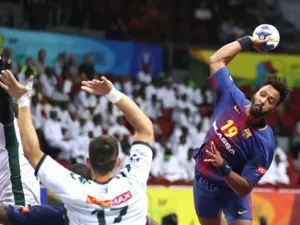 برشلونة يتوج باللقب