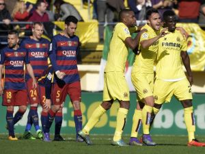 لاعبو فياريال يحتفلون بالتعادل