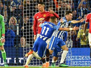 برايتون يضمن البقاء في البريميير ليغ