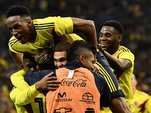 كولومبيا تصعق فرنسا